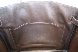 HERMES HAUT A COURROIRE 32 Box carf leather Chocolat □C刻印 Hand bag 600100102