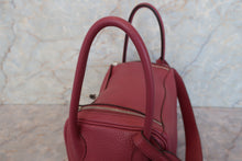 Load image into Gallery viewer, HERMES LINDY 26 Clemence leather Bois de rose □O Engraving Shoulder bag 700090106
