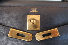Load image into Gallery viewer, HERMES KELLY 32 Graine Couchevel leather Navy Hand bag 800090155
