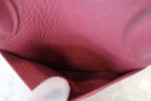 Load image into Gallery viewer, HERMES LINDY 26 Clemence leather Bois de rose □O Engraving Shoulder bag 700090106
