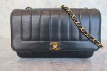 画像をギャラリービューアに読み込む, CHANEL/シャネル マドモアゼルチェーンショルダーバッグ ラムスキン ブラック/ゴールド金具 ショルダーバッグ 800020107
