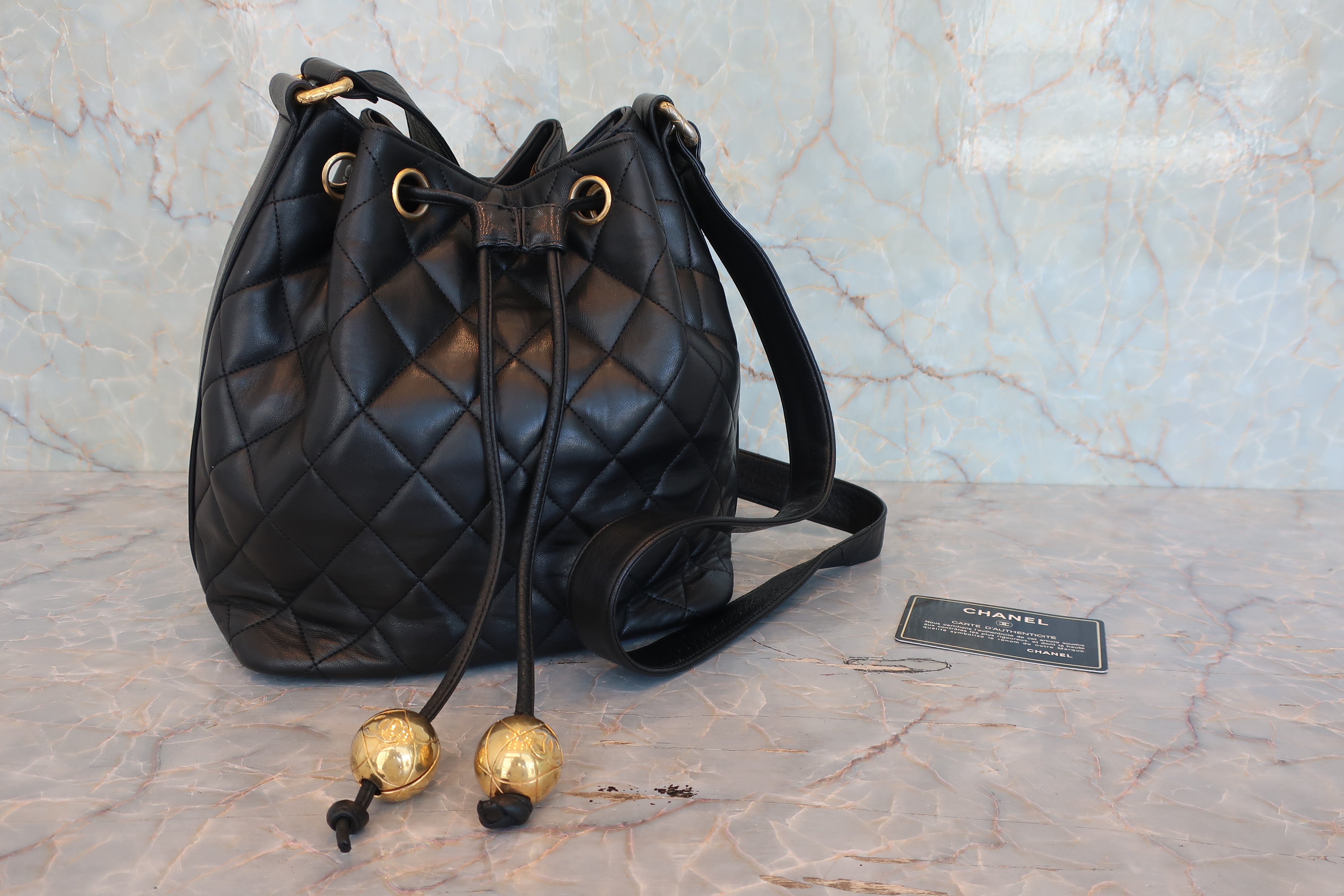 CHANEL/シャネル マトラッセ巾着ショルダーバッグ ラムスキン ブラック