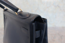 Load image into Gallery viewer, HERMES KELLY 32 Graine Couchevel leather Navy Hand bag 800090155
