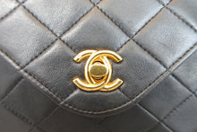 将图片加载到图库查看器，CHANEL/香奈儿 CF 链条包 羊皮 Black/Gold hadware(黑色/金色金属) 肩背包 700020001
