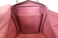 Load image into Gallery viewer, HERMES LINDY 26 Clemence leather Bois de rose □O Engraving Shoulder bag 700090106
