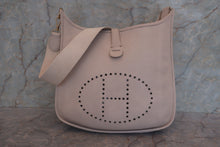 画像をギャラリービューアに読み込む, HERMES／エルメス エブリン1GM トリヨンクレマンス ベージュ □F刻印 ショルダーバッグ 800010007
