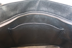 CHANEL Medallion Tote Caviar skin Black/Silver hadware Tote bag 700070005