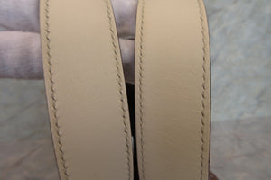 HERMES PICOTIN LOCK Eclat MM Clemence leather/Swift leather Gold/Nata Y刻印 Hand bag 700050196