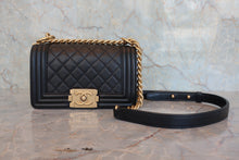 画像をギャラリービューアに読み込む, CHANEL/シャネル ボーイシャネルチェーンショルダーバッグ ラムスキン ブラック/ゴールド金具 ショルダーバッグ 800080036

