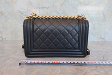 画像をギャラリービューアに読み込む, CHANEL/シャネル ボーイシャネルチェーンショルダーバッグ ラムスキン ブラック/ゴールド金具 ショルダーバッグ 800080036
