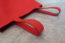 Load image into Gallery viewer, HERMES PICOTIN LOCK MM Clemence leather Rouge de Coeur D Engraving Hand bag 700090109
