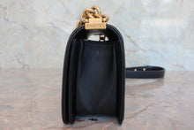 画像をギャラリービューアに読み込む, CHANEL/シャネル ボーイシャネルチェーンショルダーバッグ ラムスキン ブラック/ゴールド金具 ショルダーバッグ 800080036
