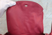 Load image into Gallery viewer, HERMES LINDY 34 Clemence leather Ruby T Engraving Shoulder bag 600050172
