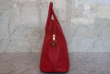 Load image into Gallery viewer, HERMES BOLIDE 35 Graine Couchevel leather Rouge vif Shoulder bag 700090104
