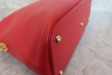 Load image into Gallery viewer, HERMES BOLIDE 35 Graine Couchevel leather Rouge vif Shoulder bag 700090104
