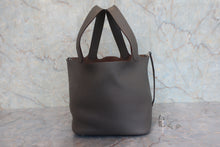 Load image into Gallery viewer, HERMES PICOTIN LOCK MM Clemence leather Etain □O Engraving Hand bag 800020072
