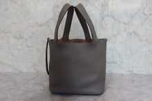 Load image into Gallery viewer, HERMES PICOTIN LOCK MM Clemence leather Etain □O Engraving Hand bag 800020072
