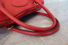 Load image into Gallery viewer, HERMES BOLIDE 35 Graine Couchevel leather Rouge vif Shoulder bag 700090104

