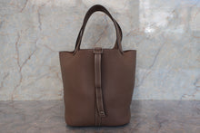 Load image into Gallery viewer, HERMES PICOTIN LOCK MM Clemence leather Etoupe gray □L Engraving Hand bag 700110176
