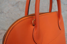 Load image into Gallery viewer, HERMES BOLIDE 35 Gulliver leather Orange 〇U Engraving Shoulder bag 800060179
