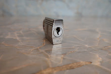 画像をギャラリービューアに読み込む, HERMES／エルメス ピコタンロックＭＭ トリヨンクレマンス ルージュピヴォワンヌ □R刻印 ハンドバッグ 800030188
