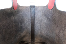 Load image into Gallery viewer, HERMES PICOTIN PM Bi-color Clemence leather/Epsom leather Chocolat/Rouge garance □J Engraving Hand bag 700090102
