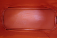 Load image into Gallery viewer, HERMES BOLIDE 35 Gulliver leather Orange 〇U Engraving Shoulder bag 800060179

