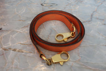 Load image into Gallery viewer, HERMES BOLIDE 35 Gulliver leather Orange 〇U Engraving Shoulder bag 800060179

