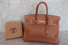 Load image into Gallery viewer, HERMES BIRKIN 35 Graine Couchevel leather Gold □B Engraving Hand bag 700030095
