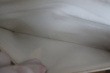 画像をギャラリービューアに読み込む, CHANEL/シャネル ダイアナマトラッセチェーンショルダーバッグ キャビアスキン ホワイト/シルバー金具 ショルダーバッグ 700120230
