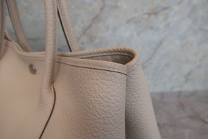 HERMES／エルメス ガーデンパーティPM ネゴンダ クレ □R刻印 トートバッグ 700040004