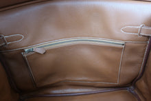 Load image into Gallery viewer, HERMES BIRKIN 35 Graine Couchevel leather Gold □B Engraving Hand bag 700030095
