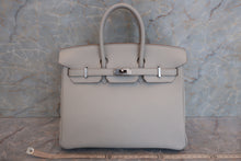 将图片加载到图库查看器，HERMES BIRKIN 25 Verso Togo leather Pearl gray/Nata U刻印 Hand bag 600100180
