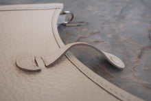 将图片加载到图库查看器，HERMES  EVELYNE TPM Clemence leather Gris perle W刻印 Shoulder bag 800060189
