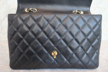 画像をギャラリービューアに読み込む, CHANEL/シャネル 中マトラッセシングルフラップチェーンショルダーバッグ キャビアスキン ブラック/ゴールド金具 ショルダーバッグ 700070023
