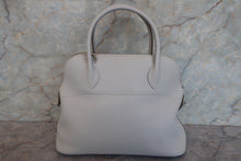 Load image into Gallery viewer, HERMES／BOLIDE 31 Clemence leather Pearl gray □Q Engraving Shoulder bag 700090081
