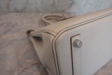 将图片加载到图库查看器，HERMES BIRKIN 25 Verso Togo leather Pearl gray/Nata U刻印 Hand bag 600100180
