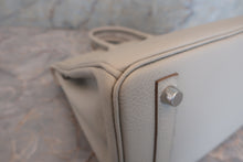 将图片加载到图库查看器，HERMES BIRKIN 25 Verso Togo leather Pearl gray/Nata U刻印 Hand bag 600100180
