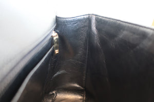 CHANEL/シャネル 中マトラッセシングルフラップチェーンショルダーバッグ キャビアスキン ブラック/ゴールド金具 ショルダーバッグ 700070023