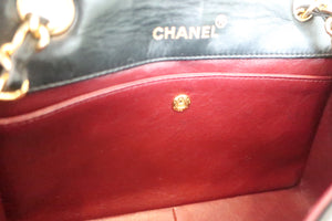 CHANEL Matelasse single flap chain shoulder bag Lambskin Black/Gold hadware Shoulder bag 600060200