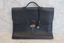 将图片加载到图库查看器，HERMES SAC A DEPECHE 38 Clemence leather Black Hand bag 500060032
