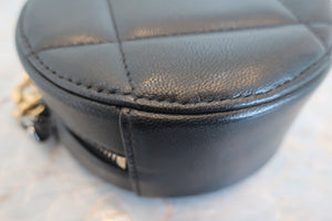 CHANEL/シャネル マトラッセシャネル19ラウンドチェーンショルダーバッグ ラムスキン ブラック/ゴールド金具/シルバー金具 ショルダーバッグ 700070049