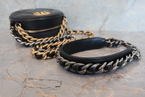 CHANEL/シャネル マトラッセシャネル19ラウンドチェーンショルダーバッグ ラムスキン ブラック/ゴールド金具/シルバー金具 ショルダーバッグ 700070049