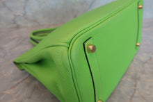 Load image into Gallery viewer, HERMES BIRKIN 30 Clemence leather Apple green □H Engraving Hand bag 700020028
