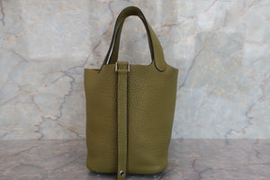 HERMES／エルメス ピコタンロックＰＭ トリヨンクレマンス アニスグリーン □L刻印 ハンドバッグ 700030035