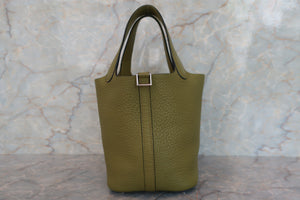 HERMES／エルメス ピコタンロックＰＭ トリヨンクレマンス アニスグリーン □L刻印 ハンドバッグ 700030035