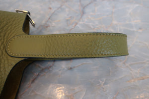 HERMES／エルメス ピコタンロックＰＭ トリヨンクレマンス アニスグリーン □L刻印 ハンドバッグ 700030035