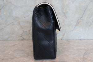 CHANEL/シャネル マトラッセチェーンショルダーバッグ ラムスキン ネイビー/ホワイト/ゴールド金具 ショルダーバッグ 700050173