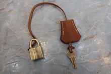 将图片加载到图库查看器，HERMES KELLY 32 Pigskin Brown 〇H刻印 Shoulder bag 700060161
