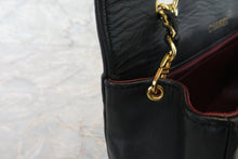 Load image into Gallery viewer, CHANEL  Diana matelasse chain shoulder bag Lambskin Black/Gold hadware Shoulder bag 700030159
